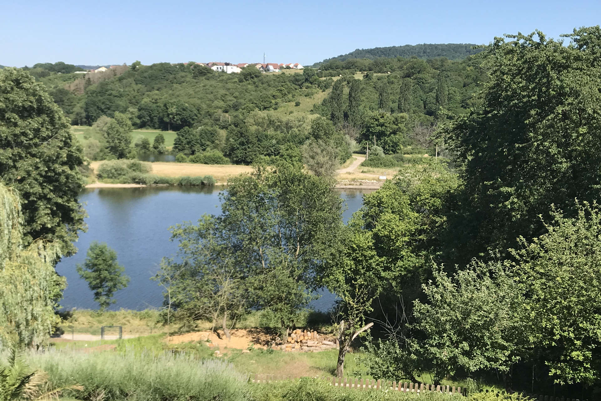 Etang Village Berg Sur Moselle